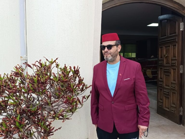 حزب الاستقلال يطرد جمال العومي نهائياً بسبب مخالفات “جسيمة”