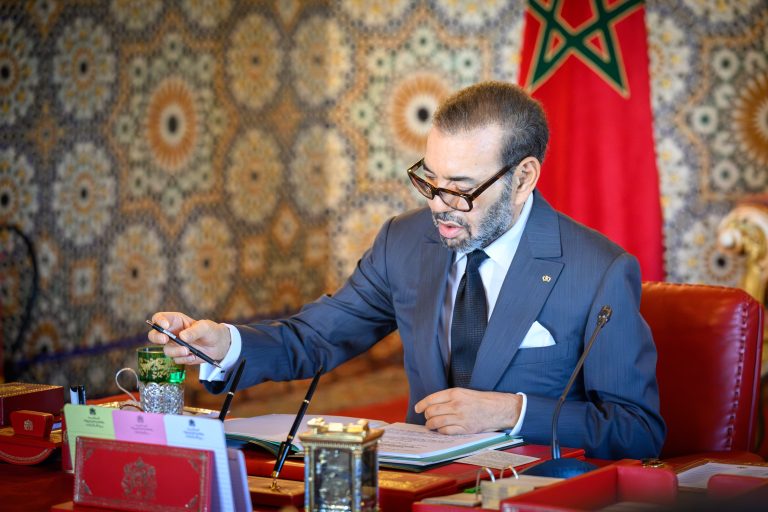 عفو ملكي عن 935 شخصاً بمناسبة ذكرى ثورة الملك والشعب